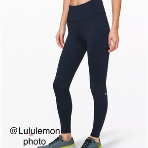 Lululemon Leggings. Navy. Size 6. Fast and Free High-Rise Tight style 28 length